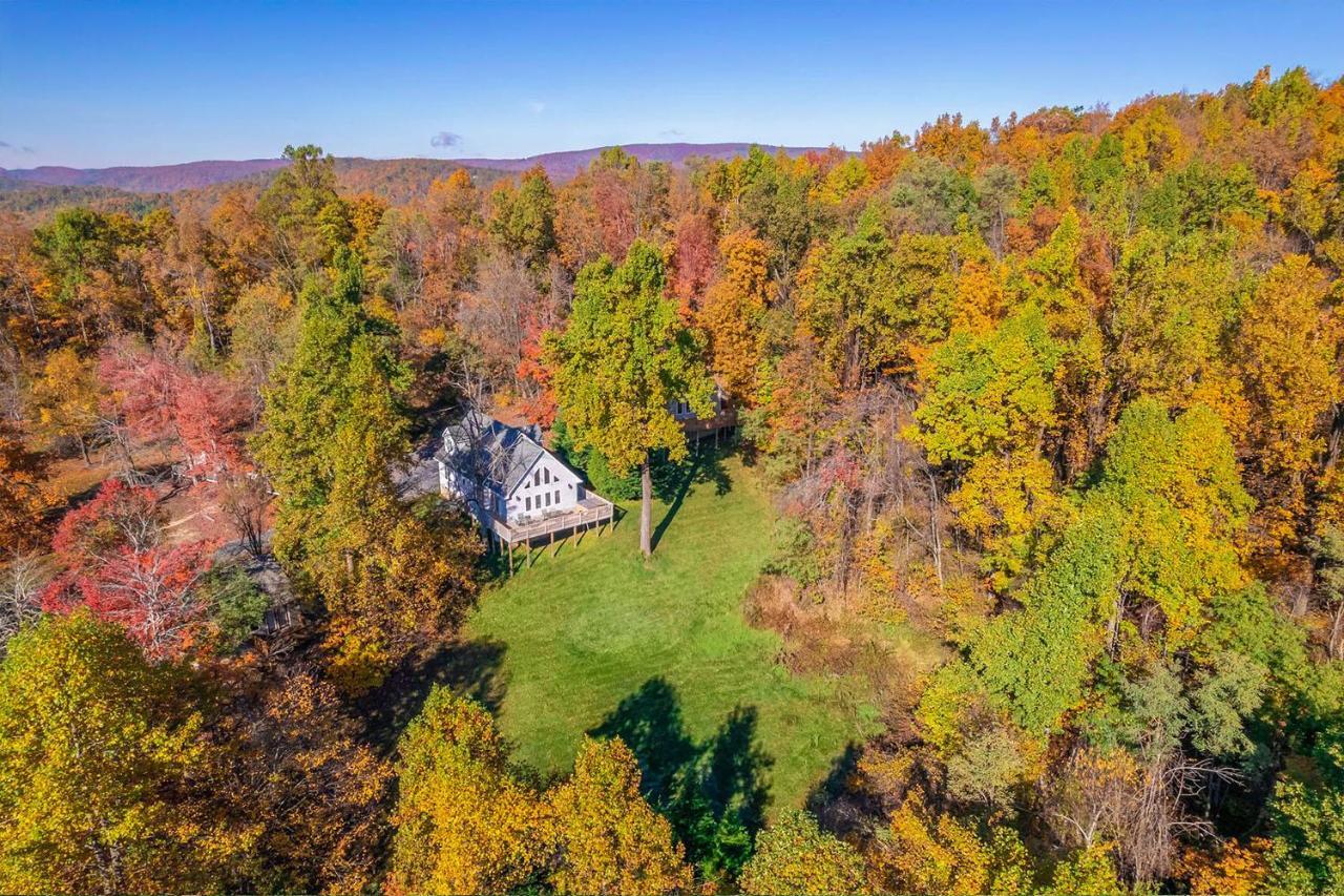 Love Ridge Mountain Lodging Lyndhurst Exteriör bild