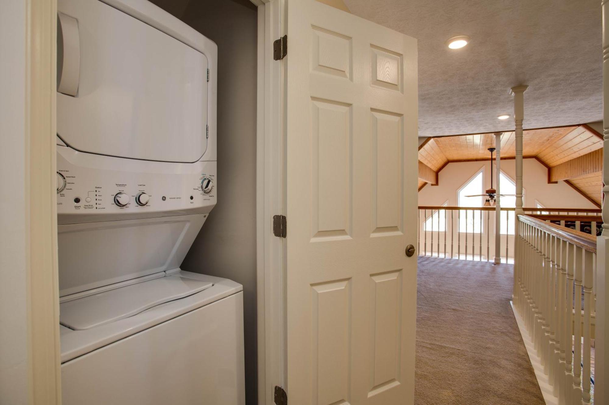 Love Ridge Mountain Lodging Lyndhurst Exteriör bild