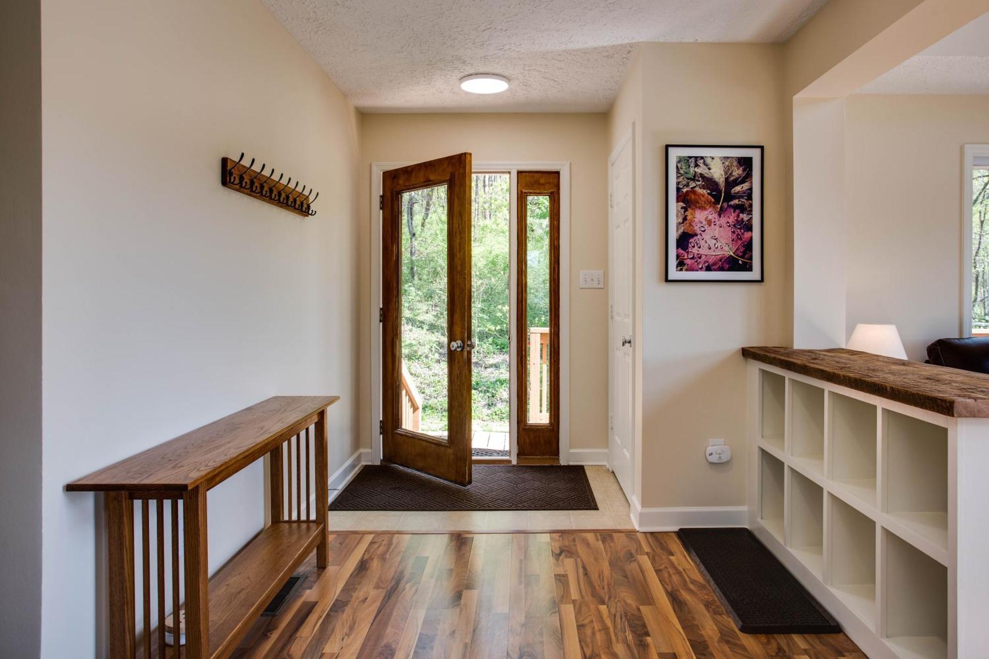 Love Ridge Mountain Lodging Lyndhurst Exteriör bild